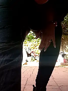 [11 Oct 09:20] Public Show Recording: Pick Up Solinari/Adrian💪🏾💪🏾💪🏾💪🏾💪🏾💪🏾 - AmazonianMistress 캠 모델의 동영상