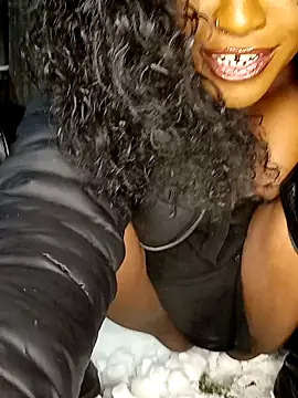 💦Squirt Snow Cone🍧🍧[30 Nov 2025] Ticket Show Recording:Squirt In Snow & Eat It!💦❄️⛄☃️🌨️ - Video von AmazonianMistress Cam-Model