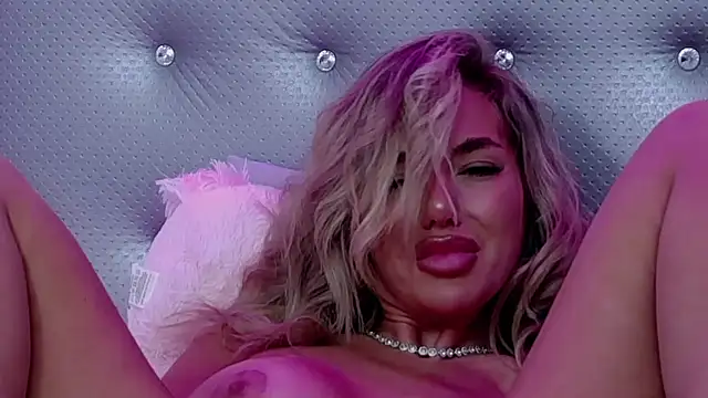 [15 Jun 09:58] Private Show - video by ClaraHazel cam model