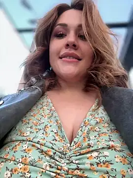 [4 Jun 21:52] Private Show－カメラキャストのSouth_Carolinaの動画