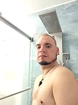 [15 Aug 23:27] Public Show - video by latinojax cam model