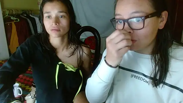 mmm pussy – видео вебкам-модели clayre_and_jill