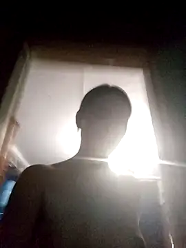 [18 Jul 20:45] Private Show    watch me show my hot body all over the apartment ta play with pussy – video af EllisKiss cam-model