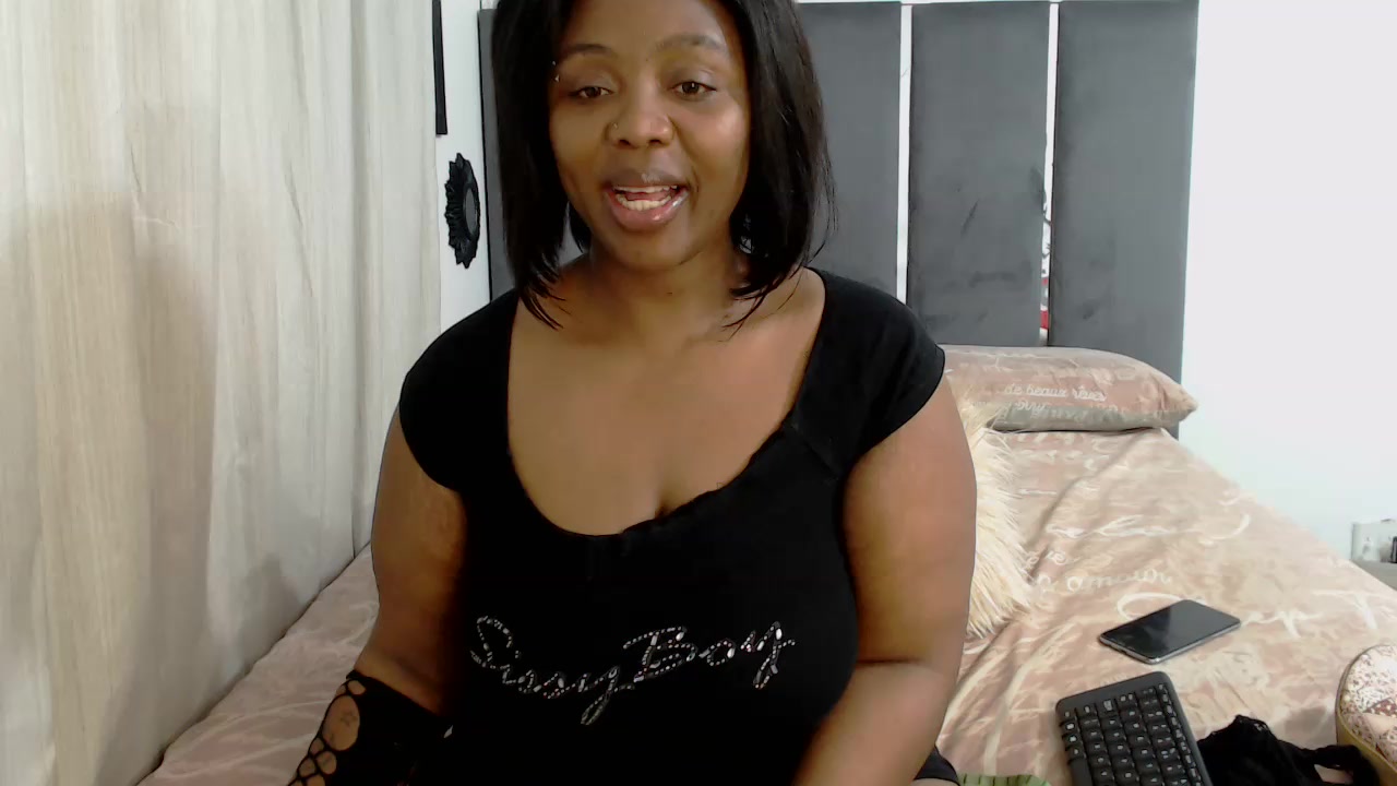 [8 Sep 05:16] Private Show - video van IceBellaCane313 cam-model