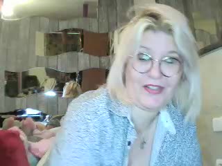 11 MIN DANS MES FESSES - video by Sandrasexxyy cam model