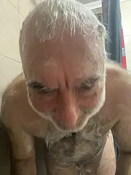 HORNY DADDY IN HOT SHOWER - video by EroticVenetian cam model
