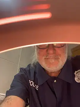 BEING A DIRTY COP - video by EroticVenetian cam model