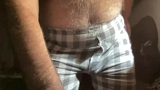 I SHOW YOU MY ASS AFTER YOU BEAT ME PLAYING CHESS ON MY SHORTS-カメラキャストのEroticVenetianの動画