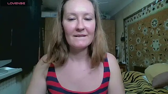 I change panties - video by AnnaXLovers cam model