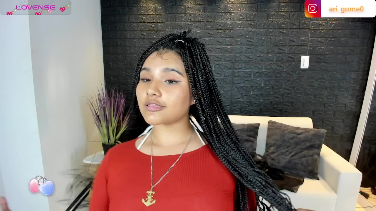 Only tits and ass - vidéo du modèle de showcams ArigyGomez