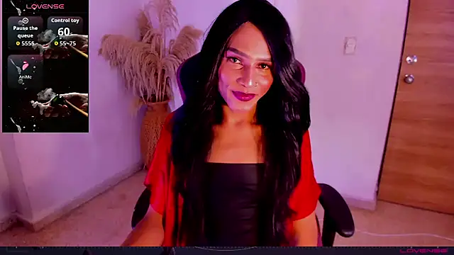 [24 Nov 22:58] Private Show – видео вебкам-модели carolinemiller7