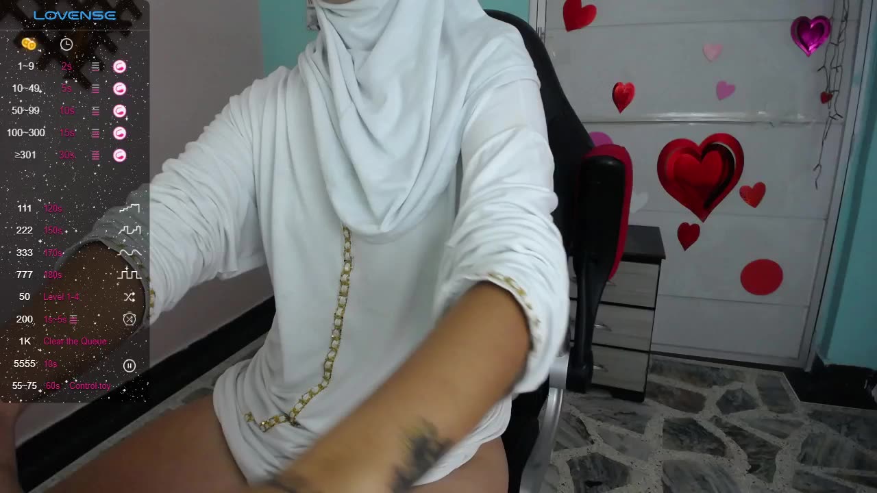 HIJAB OFF