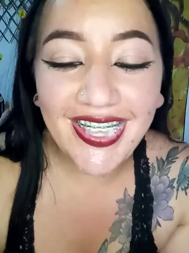 fill me with saliva - video by kirara_dirty cam model