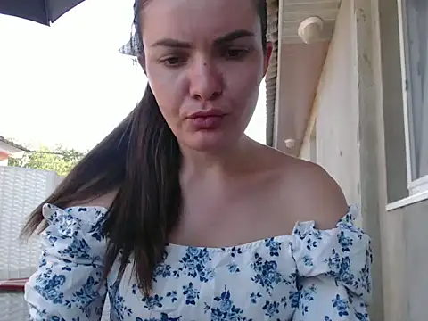 [4 Sep 17:40] Private Show make me nude in pvt? - vidéo du modèle de showcams Isabelitta333