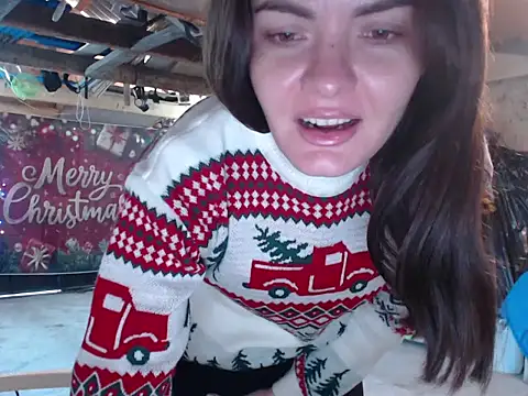 XXX girl was very excited on Christmas night - vidéo du modèle de showcams Isabelitta333