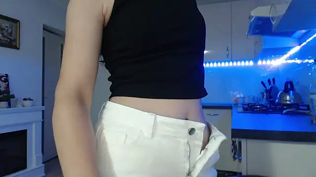 nude me and do big big squirt show - vidéo du modèle de showcams Isabelitta333