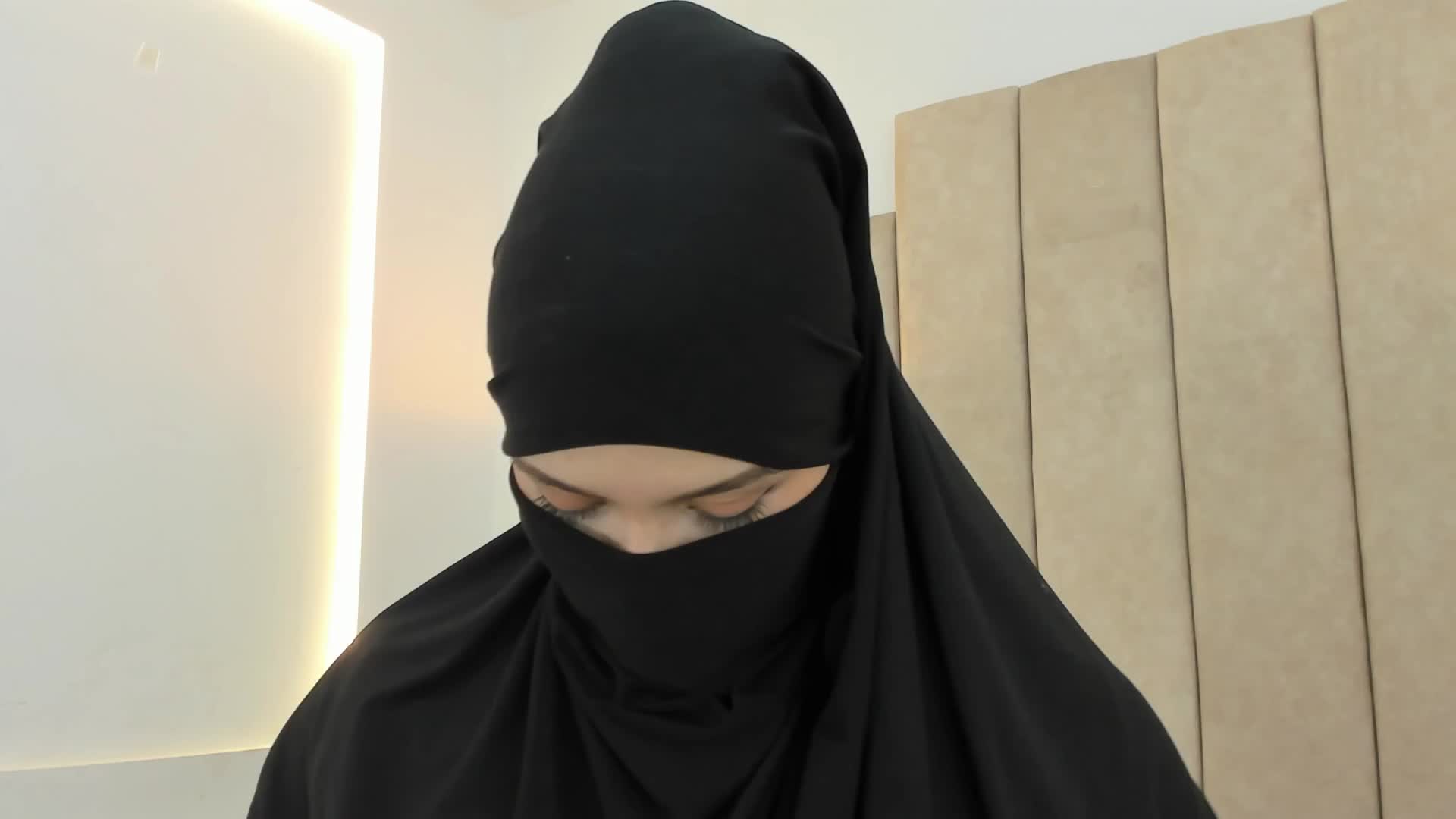 sexy anna - فيديو من anna-henao موديل الكام