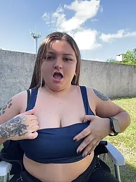 [10 Apr 10:27] Private Show – video od webkamerové modelky SweetFoxEyes_