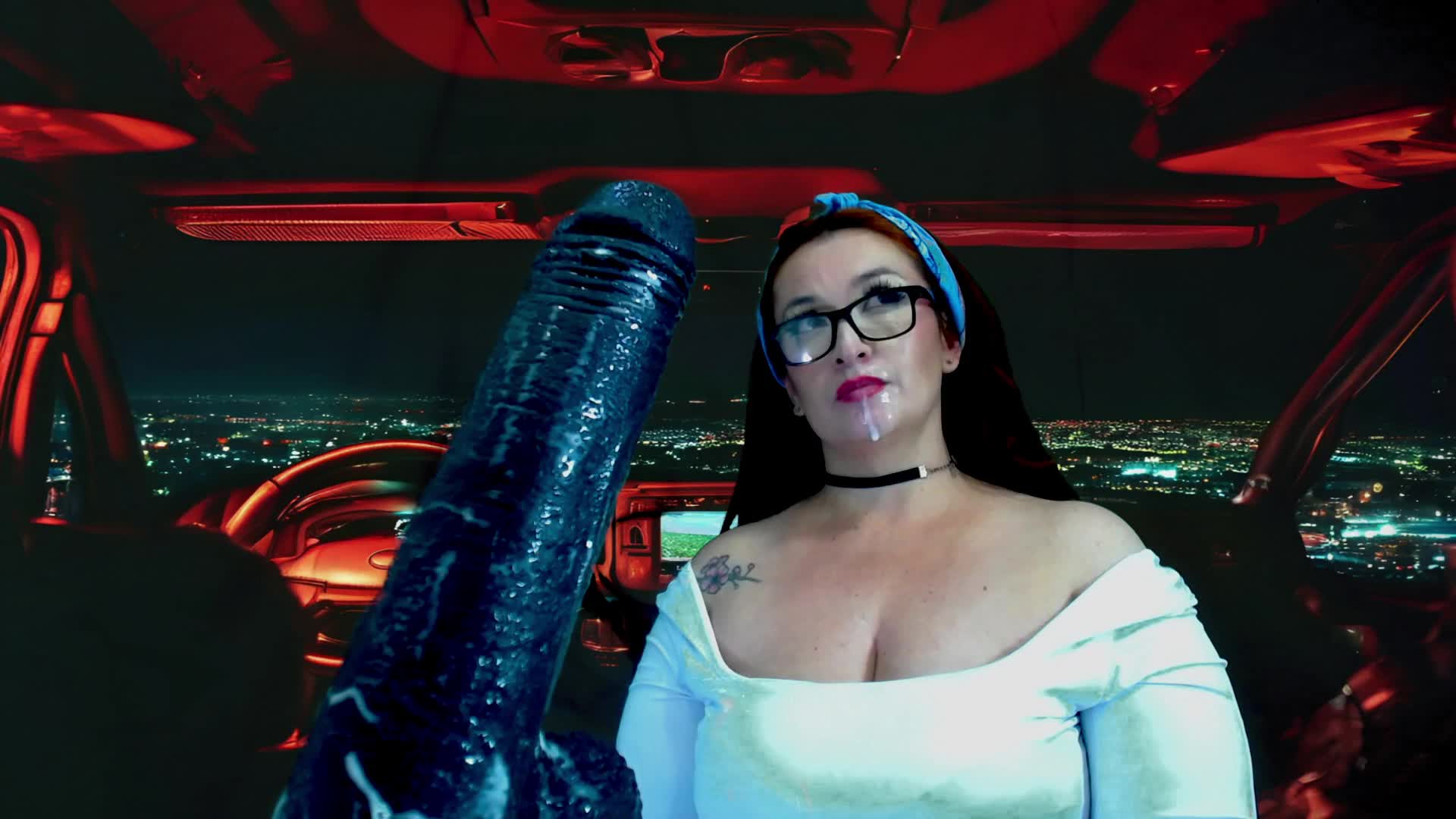 🍑 fuck my ass in the car 😈🔥 - video by helenas_fantasy cam model