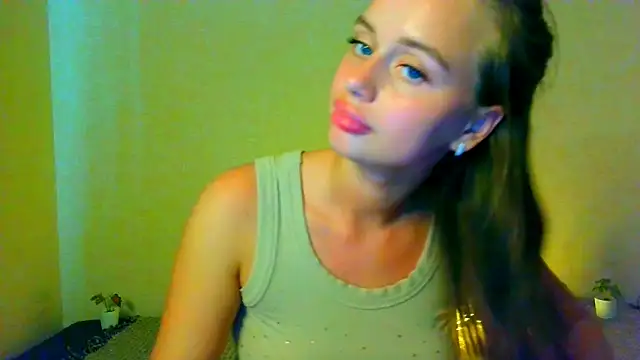 doggy pose - video by _tulipI8_Jess_beautiful cam model