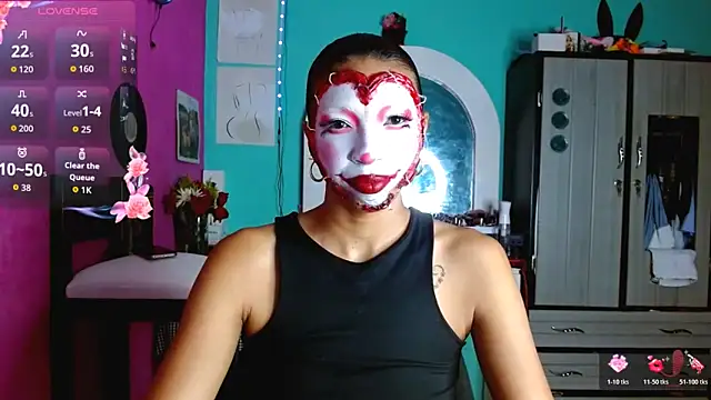 [28 Oct 19:54] Private Show - video by sensitive_brunette cam model