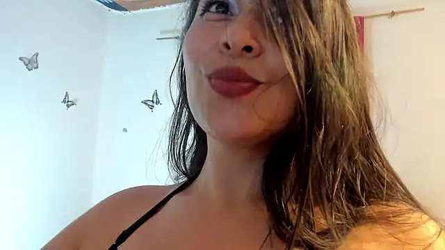 Enjoy my squir as I enjoy love come for my juices - فيديو من jessamond موديل الكام