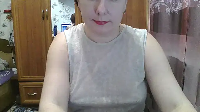 💕 - video by SophieNightAh cam model