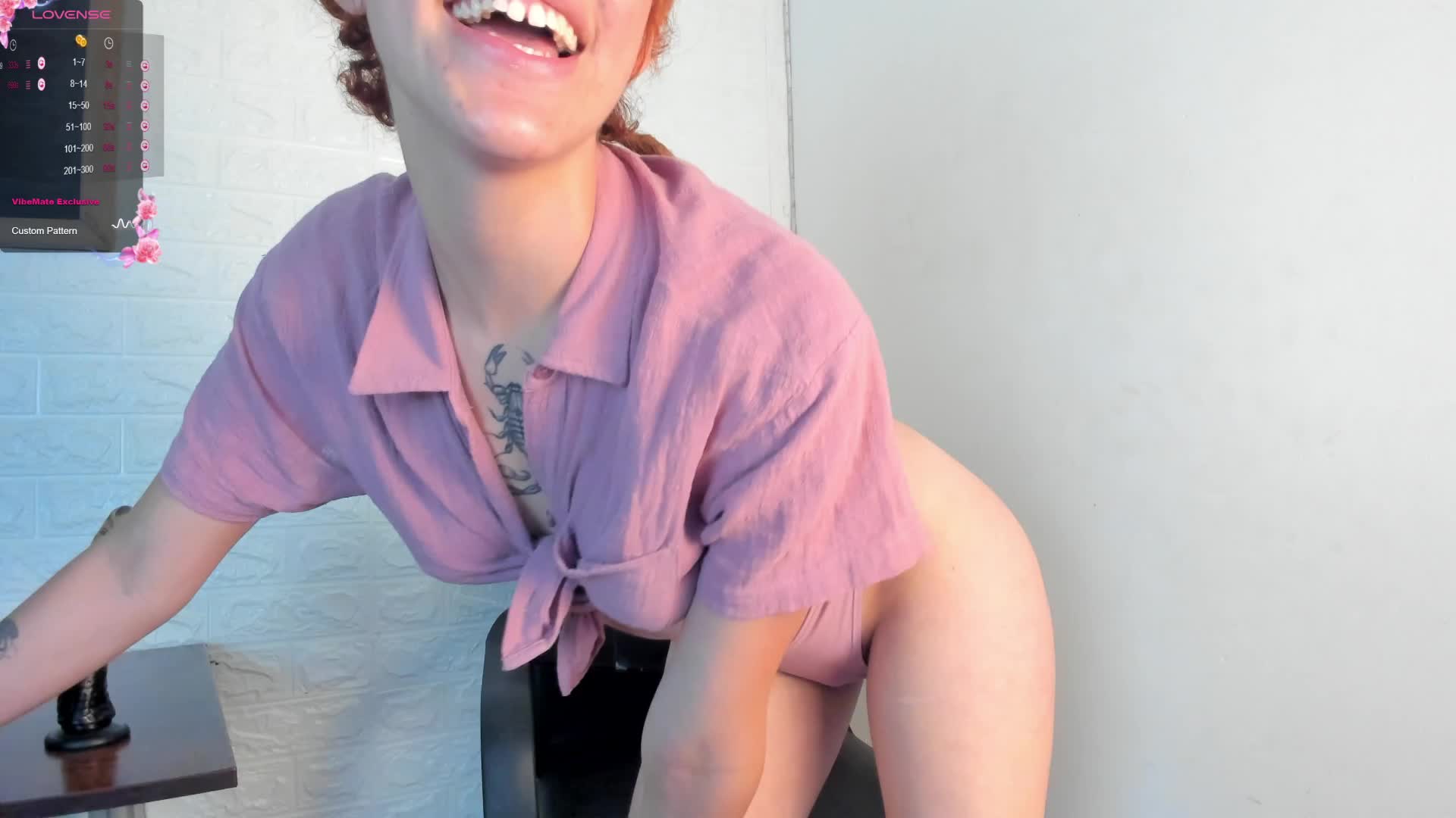Red Ass + Rub Clit Until Cum