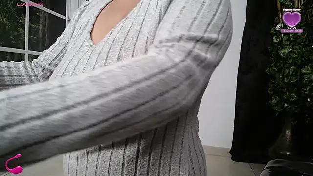 show  🥵 - video by kalpanaaishaa cam model