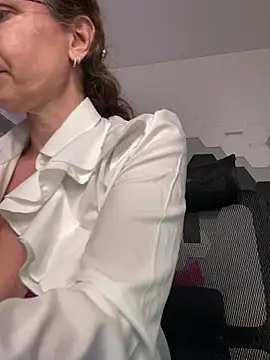 Brüste und Po. Boobs and Ass - video by AnnikaRose cam model