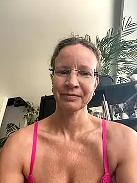 SPH Softcore DirtyTalk - video by AnnikaRose cam model