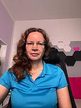 Blowjob with dildo - video by AnnikaRose cam model