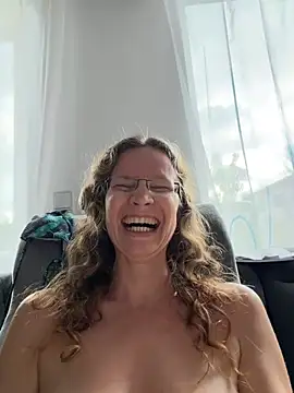 Private Show: Mega Orgasmus! Vorsicht, laut und lang! Mega Orgasm! Warning: loud and long! - video by AnnikaRose cam model