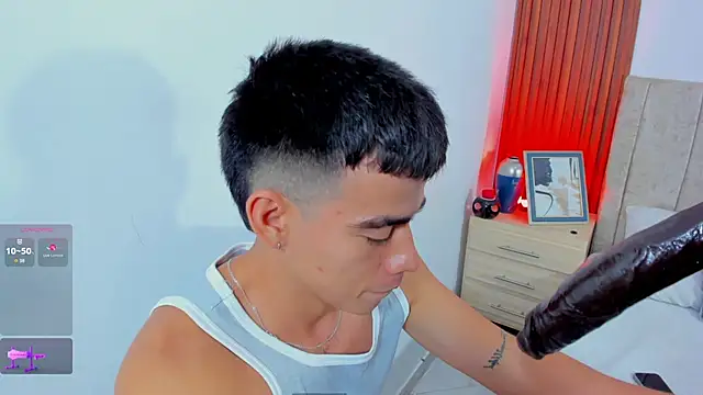 Liam milk jet - video by its_liam18 cam model