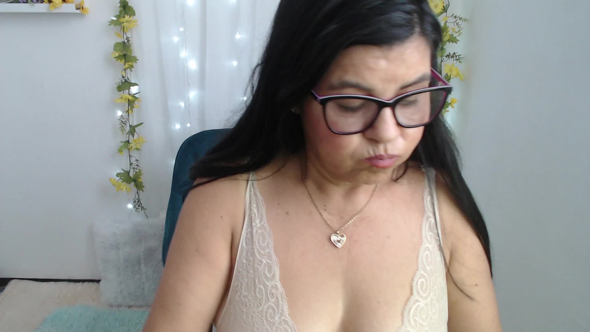 suck dildo