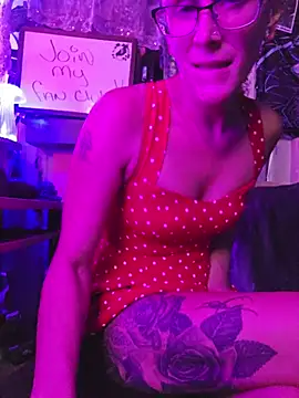 [14 Jun 21:50] Private Show