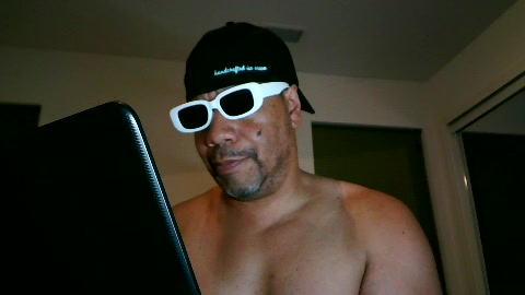 [28 Oct 22:34] Private Show - vidéo du modèle de showcams pimpdaddy4ever