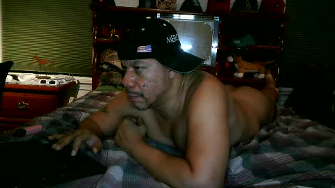 [2 Feb 01:41] Private Show – видео вебкам-модели pimpdaddy4ever