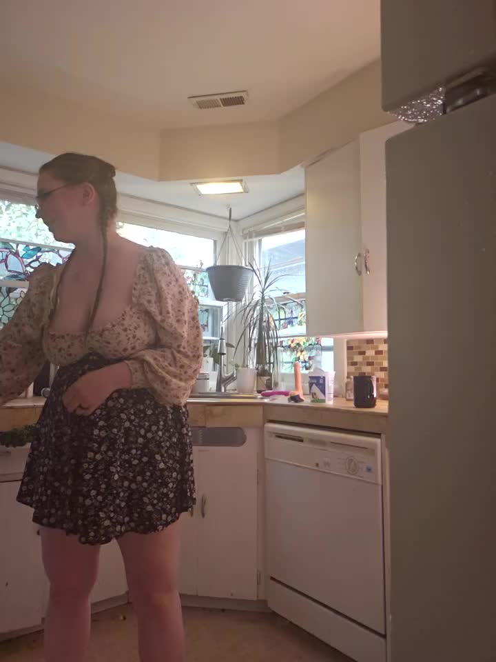 Black White Cleavage dress, closeup of asshole - video by littlelustlamb cam model