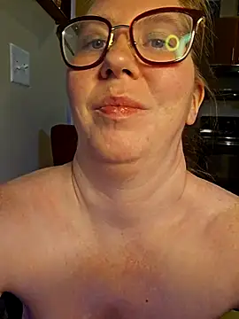 Pregnancy Salve on Nipples as Liveshow Goal - video by littlelustlamb cam model