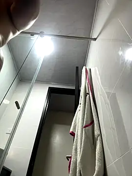 Private Show - Fucking in the bathroom with you cock and his cum in my ass - dirty_mistress_69 캠 모델의 동영상