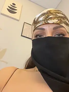 Lick nipples,suck fingers,pussyplay&squirt (german) – video od webkamerové modelky Amberonee31