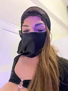 Dildofuck&squirt(Türkçe dirtytalk) – video od webkamerové modelky Amberonee31