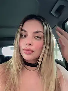 In the car - video by Alirawrz cam model