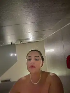 Hide in the gym