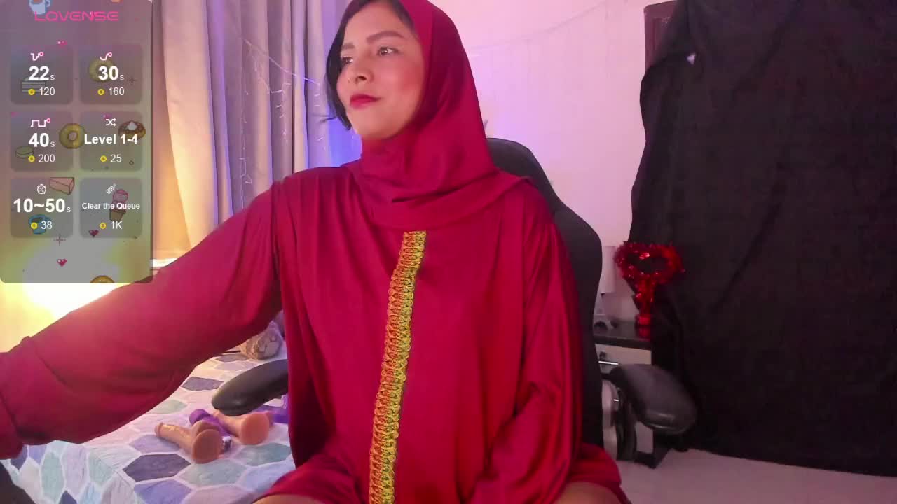 SHOW TITS AND FINGERS IN THE PUSSY - video by MELISSAMASSUU cam model