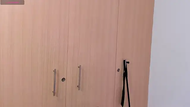 Mia Very Hot  🔥 - video by GiannaGovlea cam model