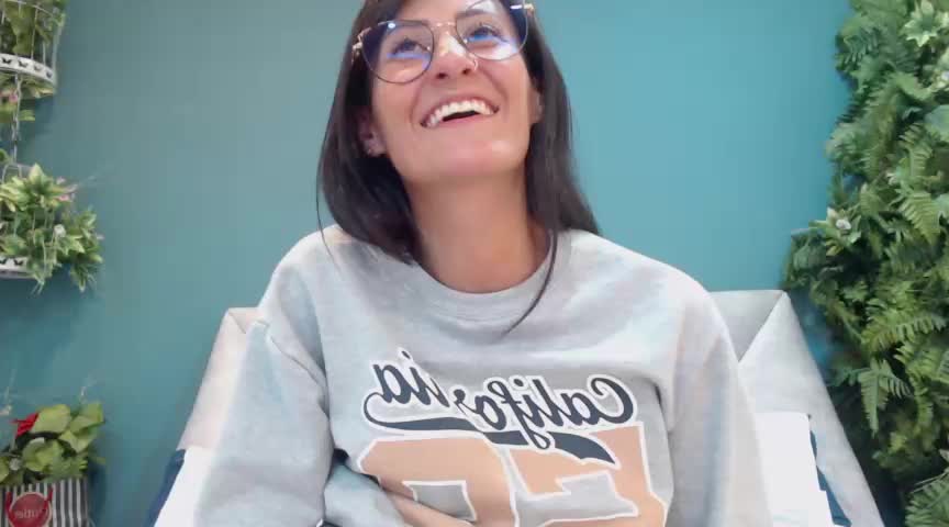 [31 Dec 12:25] Private Show - video SharisWillian kameramallilta