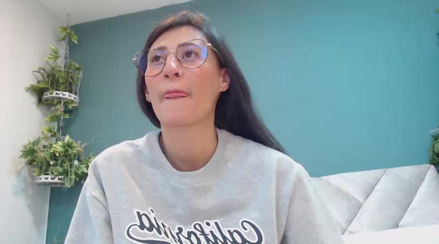 [31 Dec 01:22] Private Show - video SharisWillian kameramallilta