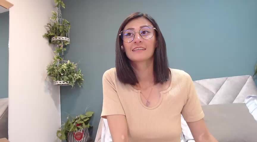 [20 Jan 05:50] Private Show - video SharisWillian kameramallilta